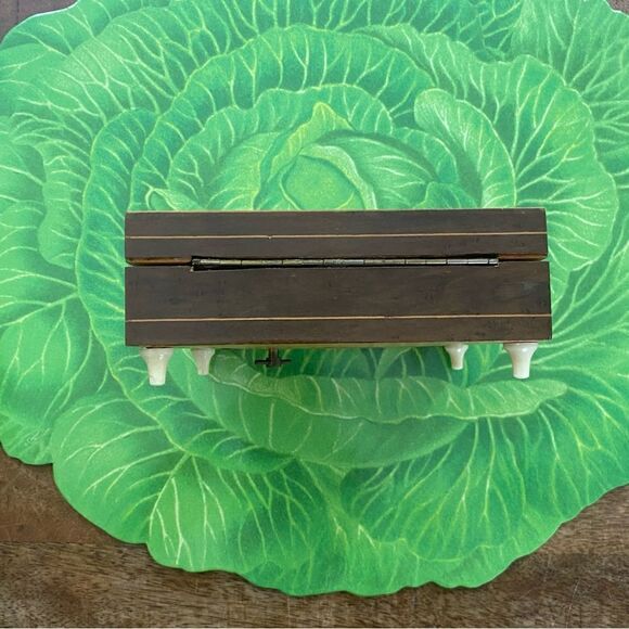 Vintage Reuge Italian inlaid music box - Picture 5 of 6